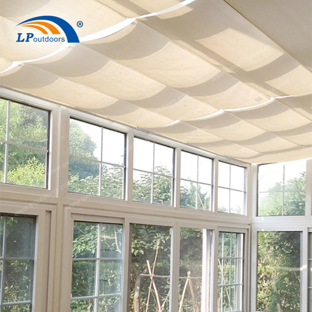 Прочный выдвижной Pergola HDPE для открытого двора расслабляйте тень и стиль